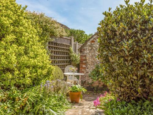 Apartamento Pass The Keys Charming Annexe Attached To Thatched Cottage