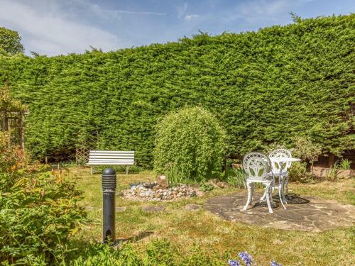 Apartamento Pass The Keys Charming Annexe Attached To Thatched Cottage