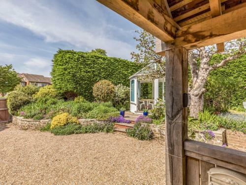 Apartamento Pass The Keys Charming Annexe Attached To Thatched Cottage