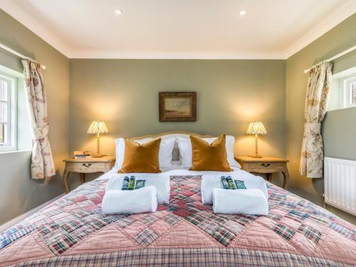 Pass The Keys Charming Country Cottage With Spectacular Views