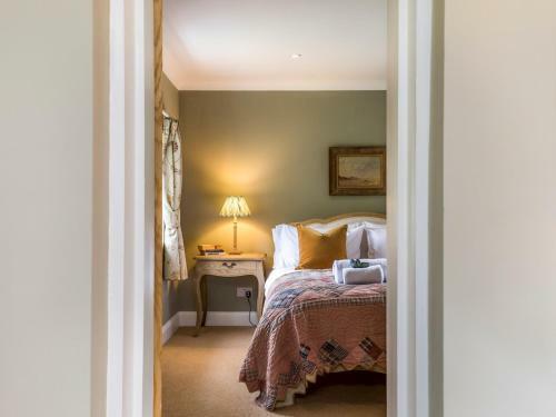 Pass The Keys Charming Country Cottage With Spectacular Views