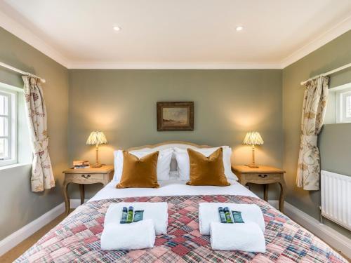 Pass The Keys Charming Country Cottage With Spectacular Views