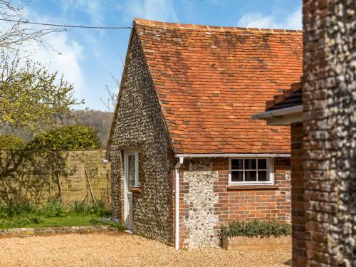 Pass The Keys Charming Country Cottage With Spectacular Views
