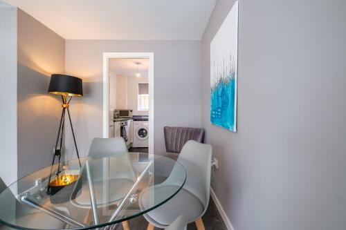 Monicas Apartment