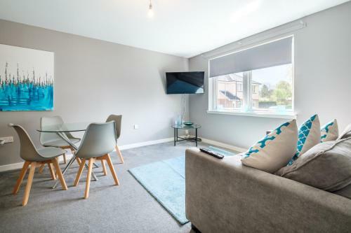 Monicas Apartment