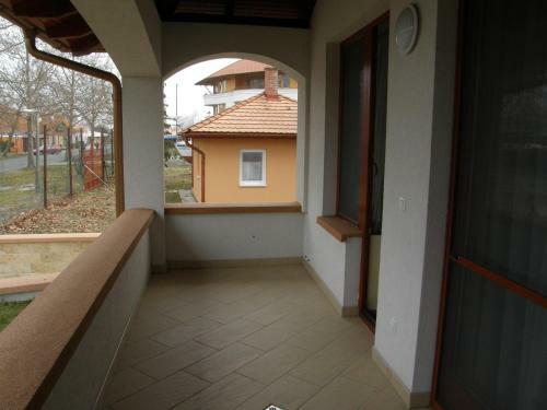Edit Apartman
