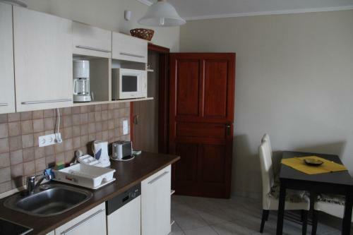 Edit Apartman