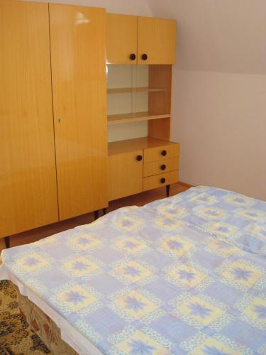 P.m. Apartman