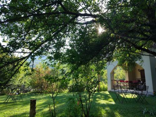 Hostal Xenonas Aloni