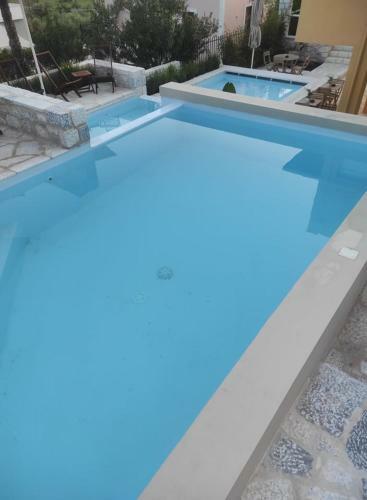 Hotel Dimani Suites