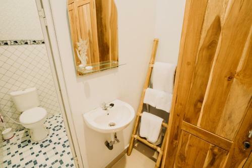 Hostal Nova Guest House