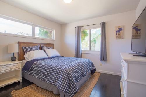 Spacious 4 Bedroom House Close To Everything!