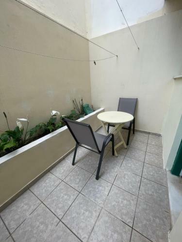 Gem Downtown Apartment