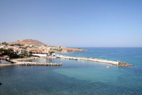 Remarkable Jasmine Apartment In Panormo