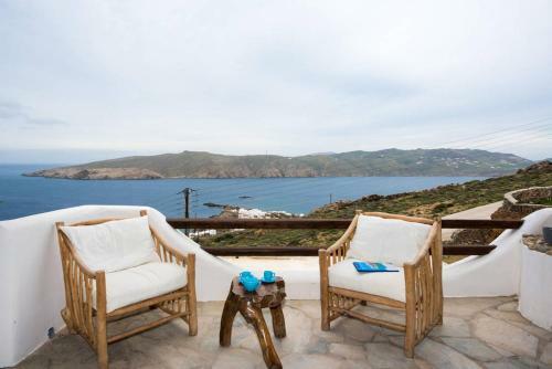 Ocean Breeze Terrace Of Mykonos!