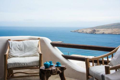 Ocean Breeze Terrace Of Mykonos!