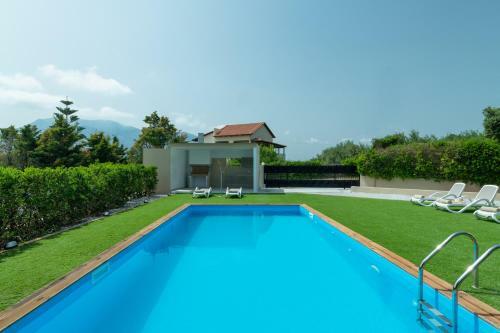 Evelmar Villa