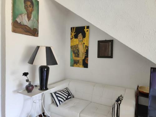 Villa Anna Yourhosthelper