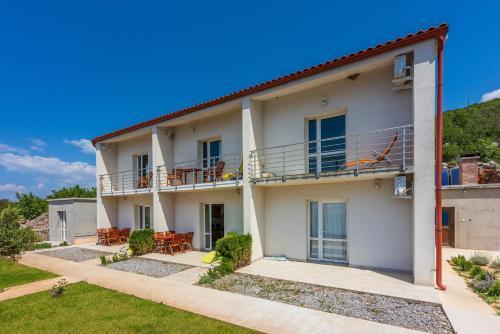 Apartments Marinko
