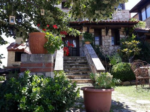 Villa Andromeda Stone House