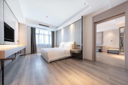 Atour X Hotel Wuhan Hanxiyi Road