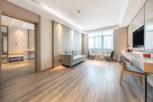 Atour X Hotel Wuhan Hanxiyi Road