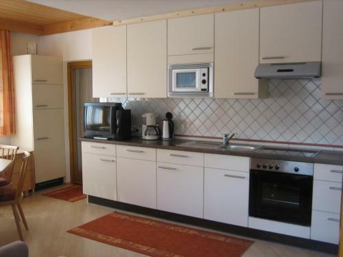 Hostal Ferienwohnungen P�tscher