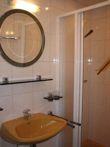 Hostal Ferienwohnungen P�tscher