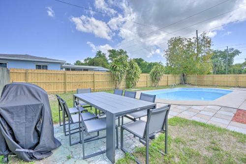 Bright And Airy Home About 6 Mi To Clearwater Beach