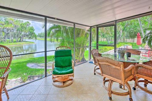 Colorful Ellenton Escape With Lanai And Pond View