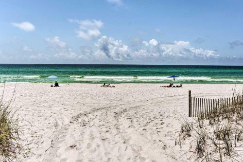 Apartamento Chic Fort Walton Condo About 2 Blocks To Beach!