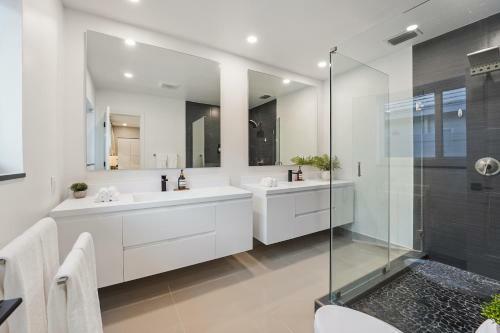 Palisades By Jadoreluxe L Oasis Pool And Waterview