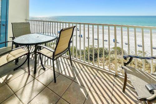 Beach Palms 406