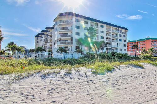 Beach Palms 406