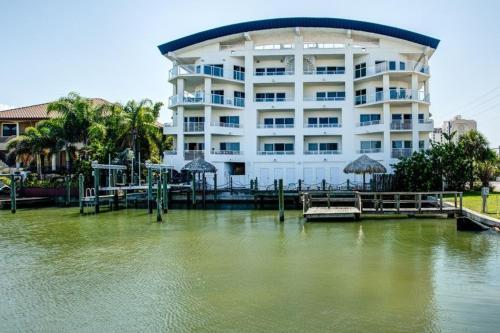 Sun West Palms 202