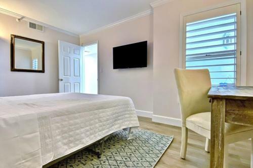 Lighthouse Pointe 502