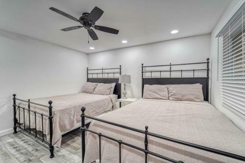Beach Cottage 1206