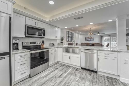 Beach Cottage 1206