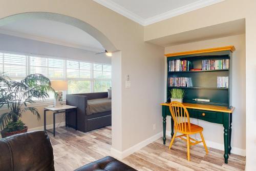 Barefoot Beach Resort A209