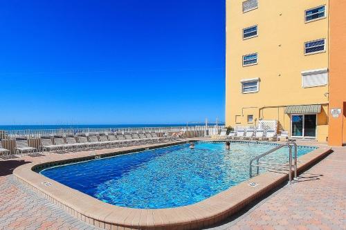 Holiday Villas III 402