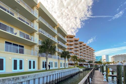 Bay Harbor 401
