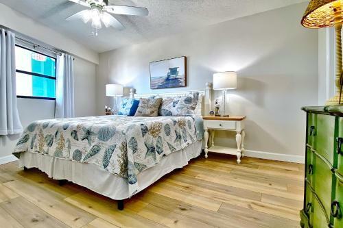 Chateaux Sunset Suites 408