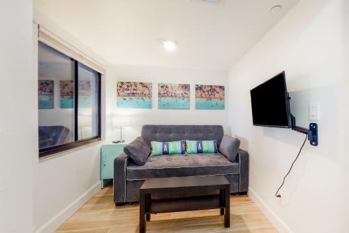 Crescent Beach Club II 3c