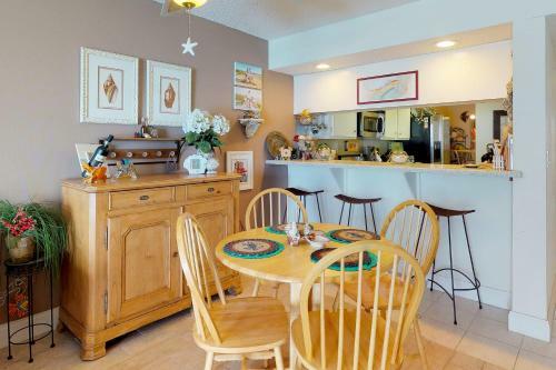 Lighthouse Pointe 103