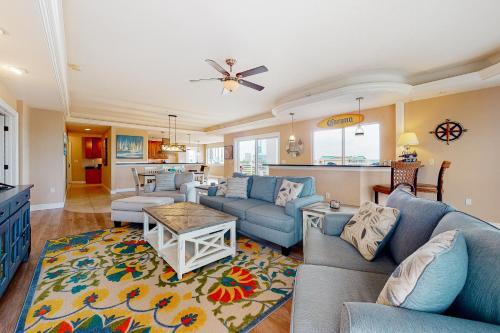 Sun West Palms 301