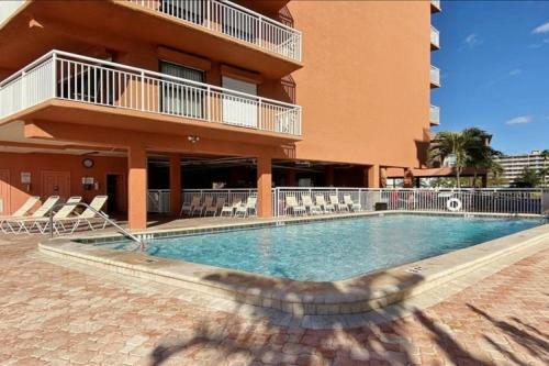 Chateaux Sunset Suites 106