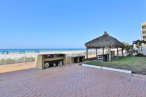 Sea Gate 205