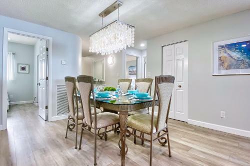 Beach Palms 508