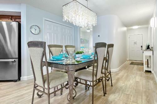 Beach Palms 508