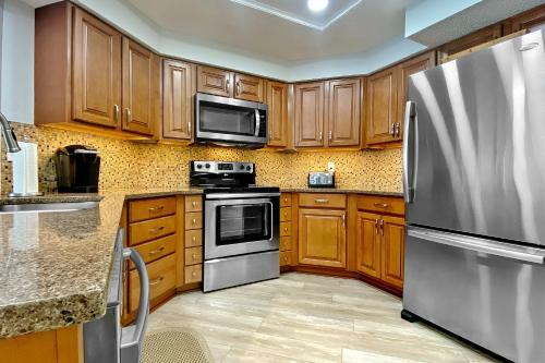 Beach Palms 508
